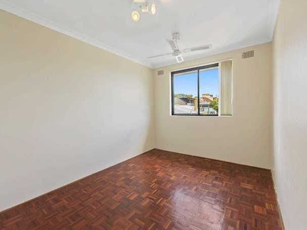 Sun-filled 2 bedroom apartment in 2