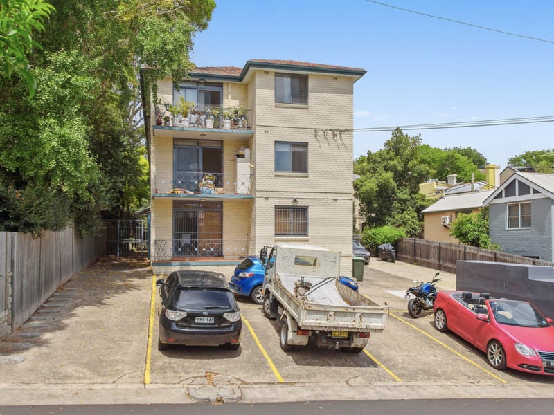 Sun-filled 2 bedroom apartment in 5