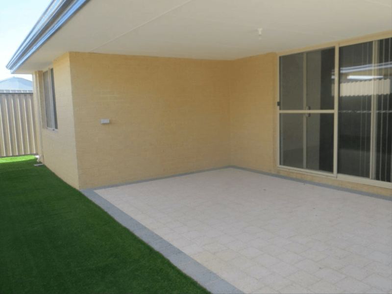 Modern family home in a 15