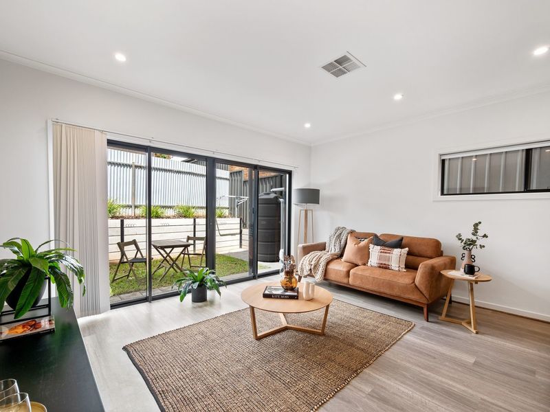 Stylish, light filled, low maintenance 3
