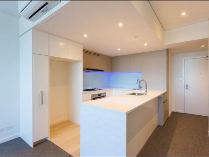 LARGE, CLEAN, BRIGHT and MODERN 14