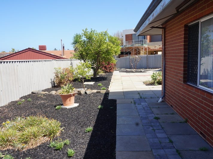 LEASED – Spacious, fully renovated, 6