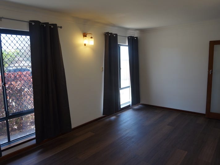 LEASED – Spacious, fully renovated, 10