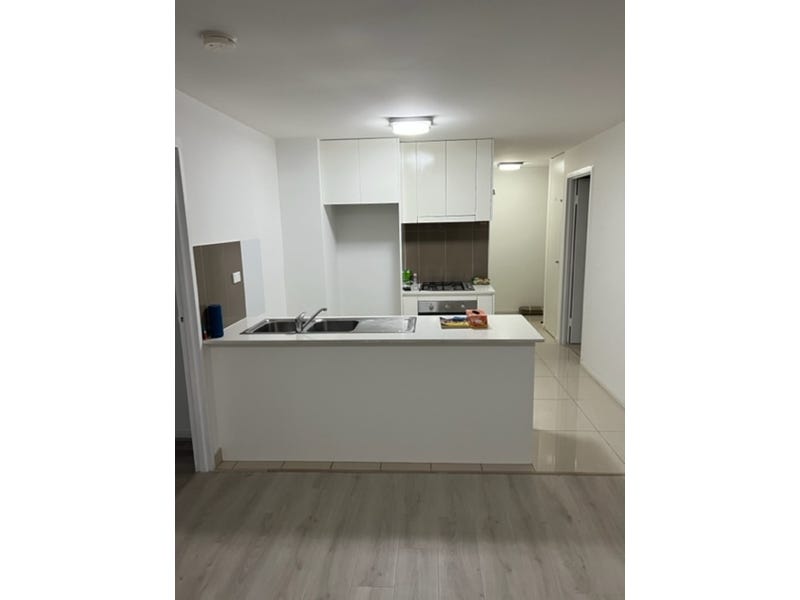 Apartment with Great Amenities Nearby 25