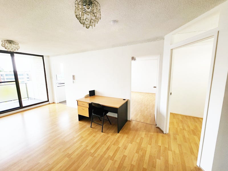 Top Floor Prime Location 5