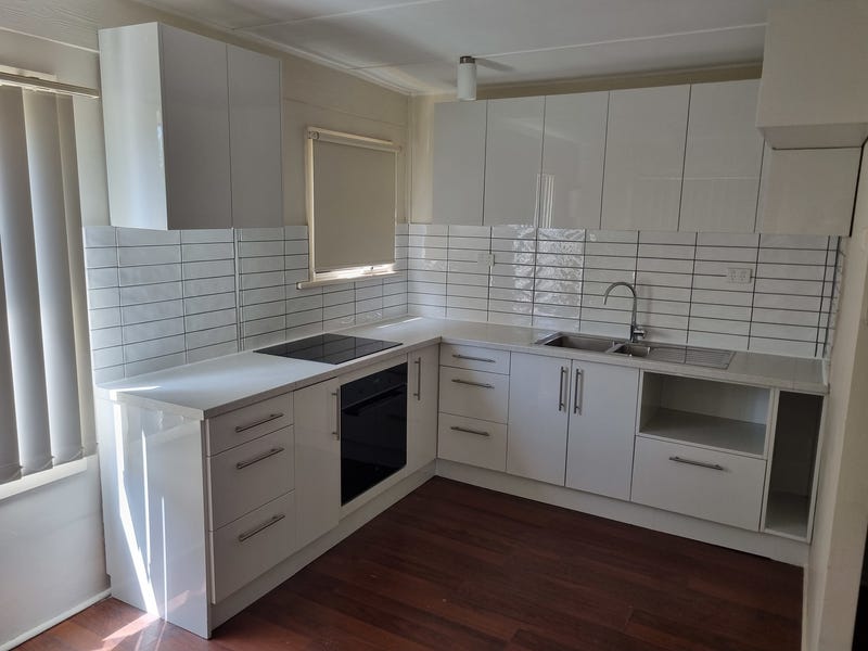 Neat Ground Floor Unit 10