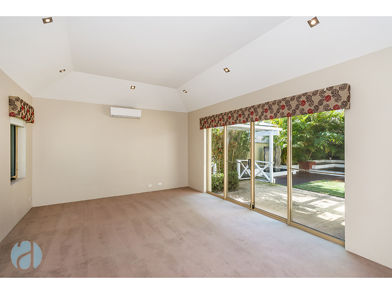 Peppermint Grove |Available March | 6