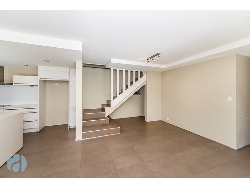Peppermint Grove |Available March | 15