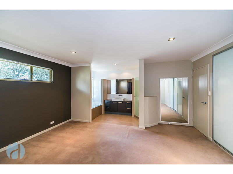 Peppermint Grove |Available March | 18