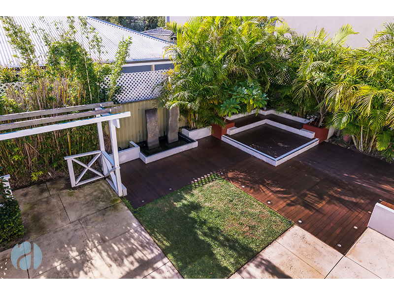 Peppermint Grove |Available March | 25