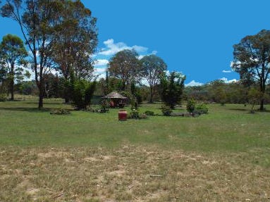 Private Home on 5 Acres! 3