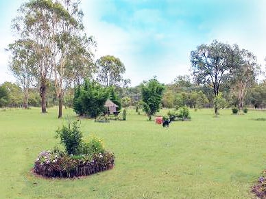 Private Home on 5 Acres! 6