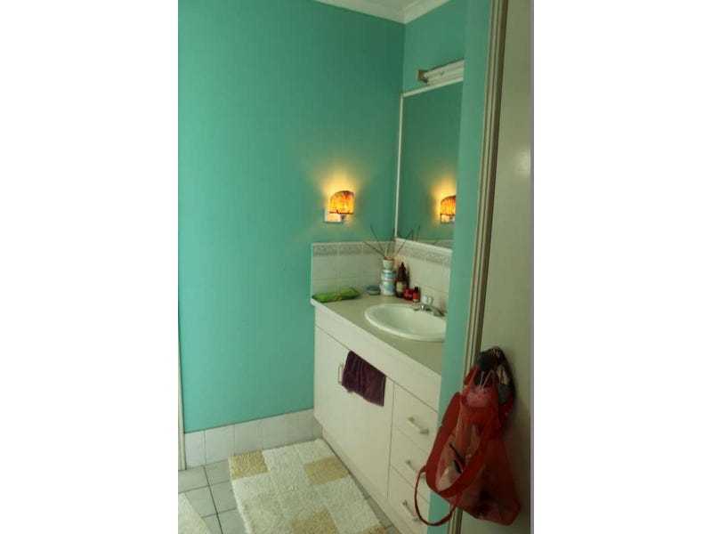 Secluded & Private 5