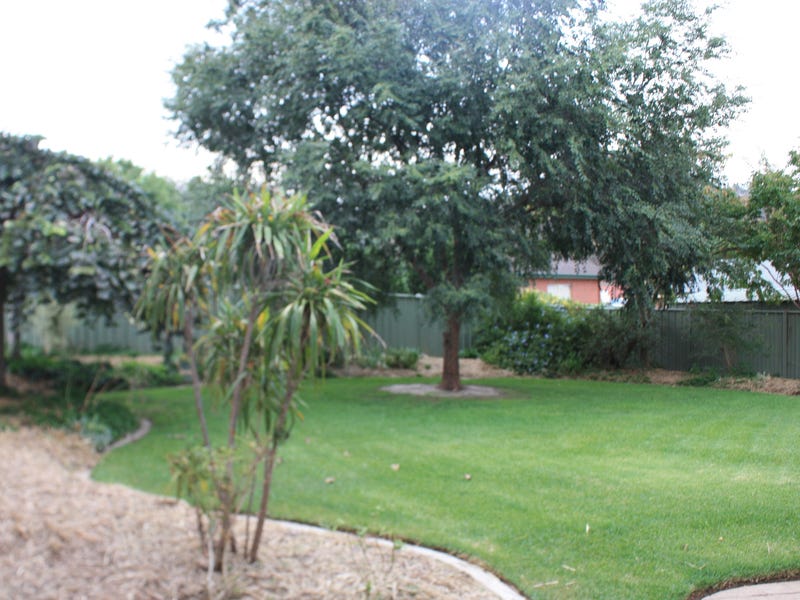 Beautifully presented home in quiet 5