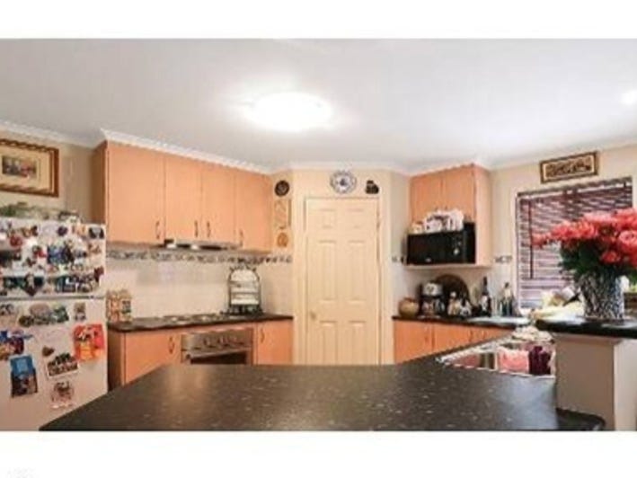 An Ideal Home – With 5