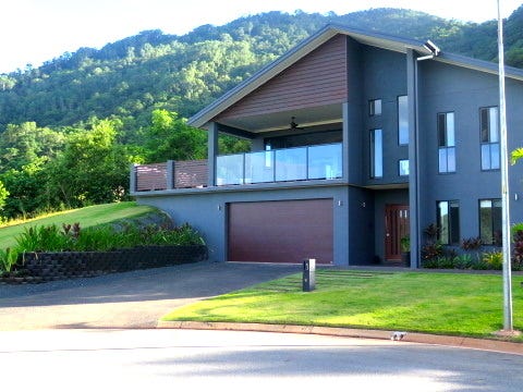 Private Modern Spectacular New Home 2