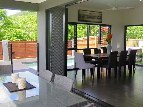 Private Modern Spectacular New Home 9