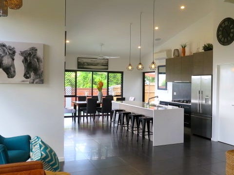 Private Modern Spectacular New Home 14