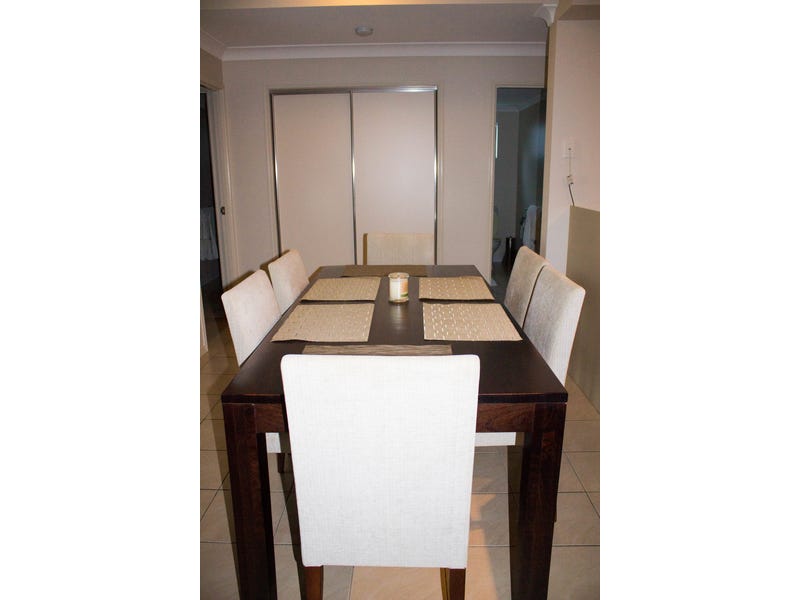 Spacious Modern Redlynch Unit 5