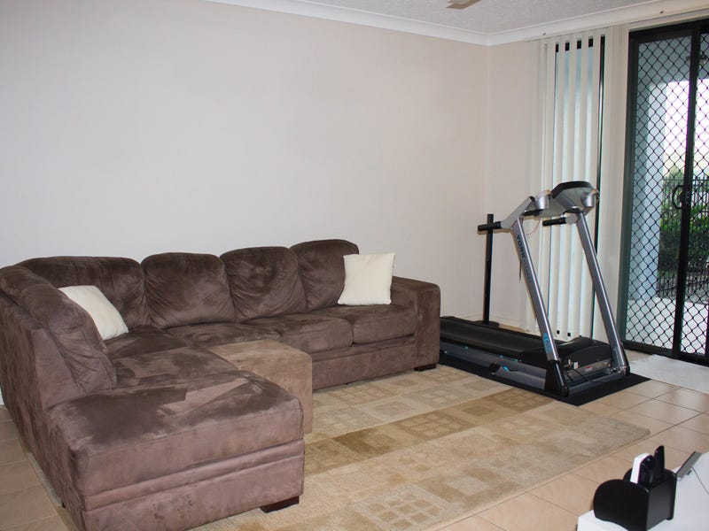 Spacious Modern Redlynch Unit 6