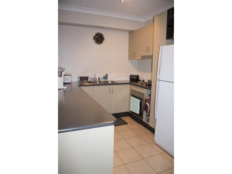 Spacious Modern Redlynch Unit 7
