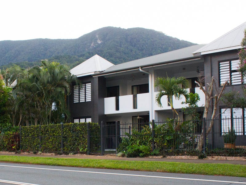 Spacious Modern Redlynch Unit 24