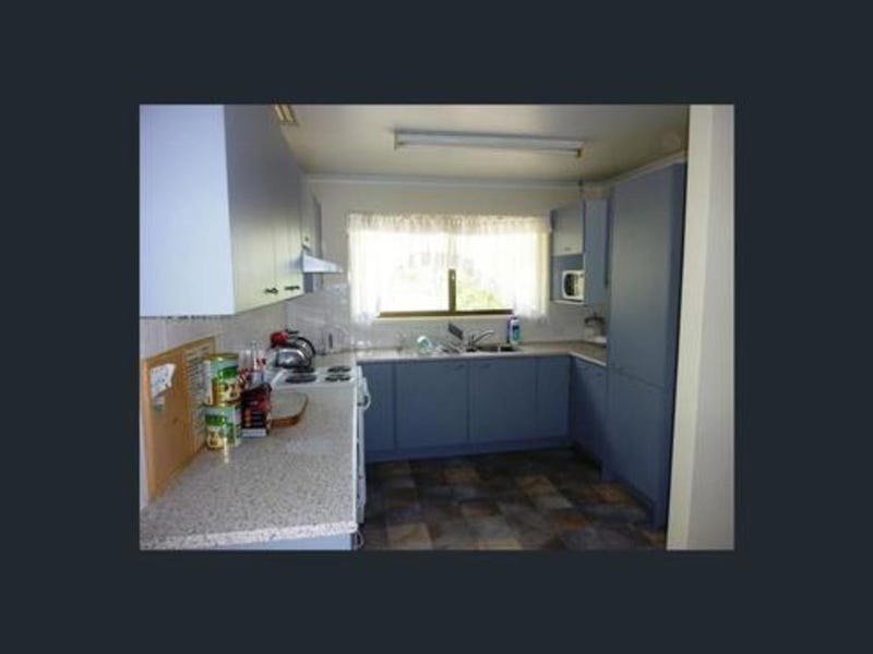 Great Home Located in a 5