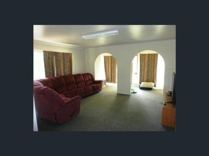 Great Home Located in a 6