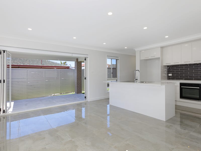 BEACHSIDE RESIDENCE 5