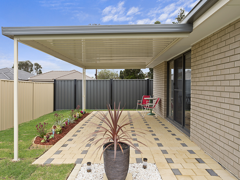 Brand new  family home 14