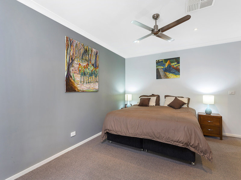 Beautiful 4 Bedroom Home 6