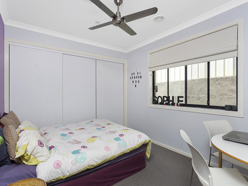 Beautiful 4 Bedroom Home 9