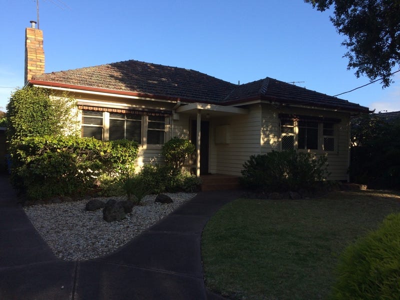 Sort after 1 owner original Beaumaris home