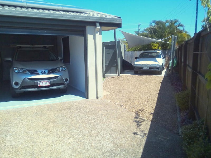 UPDATED OPEN PLAN + POOL 15