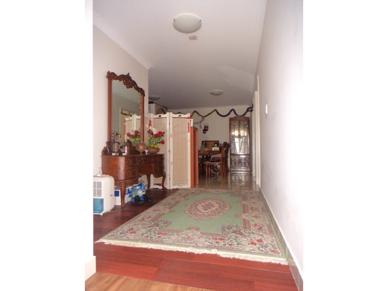 U44 / 2 Porter Street, 3