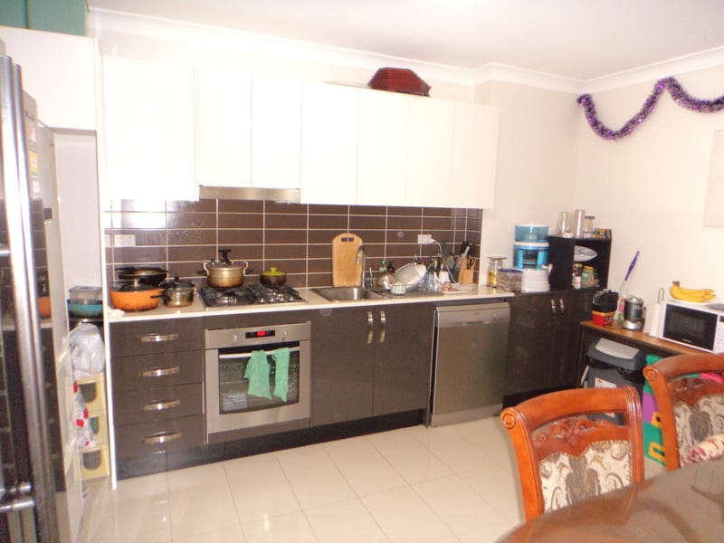 U44 / 2 Porter Street, 4