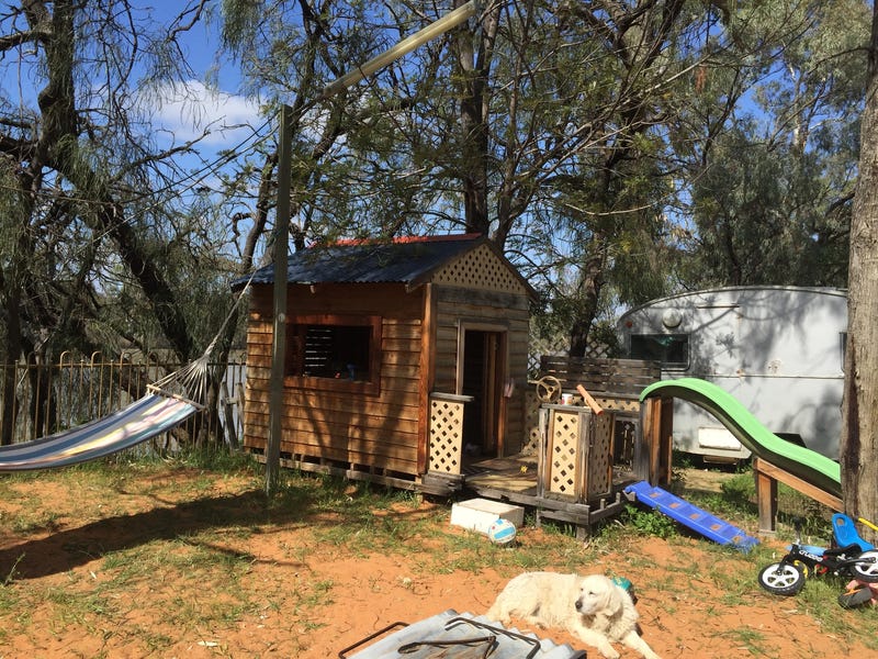 Riverfront Family Getaway *PRICE REDUCED 7