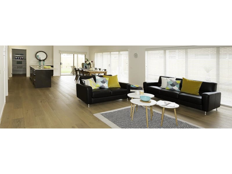 Beautiful, Modern Family Home on 3