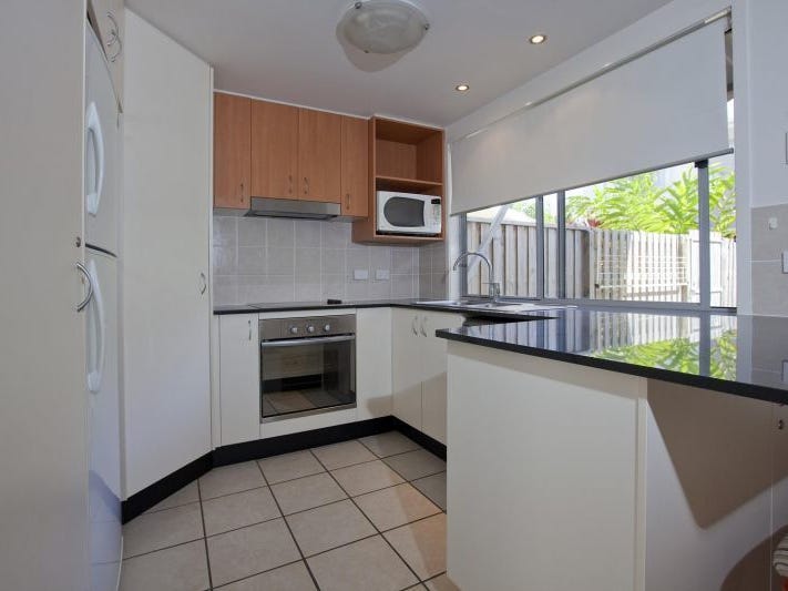 Townhouse with spectacular views of 3