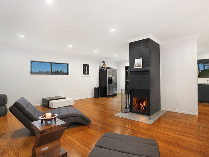 Start Living! Offers over $599,000 2