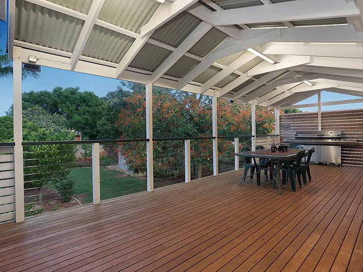 Start Living! Offers over $599,000 8