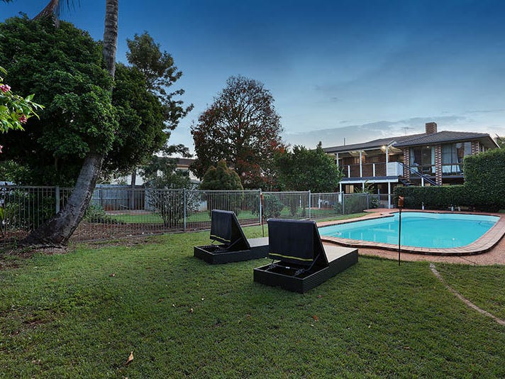 Start Living! Offers over $599,000 19