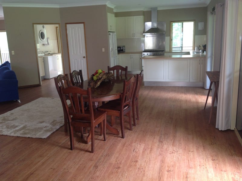 Country Manor 5