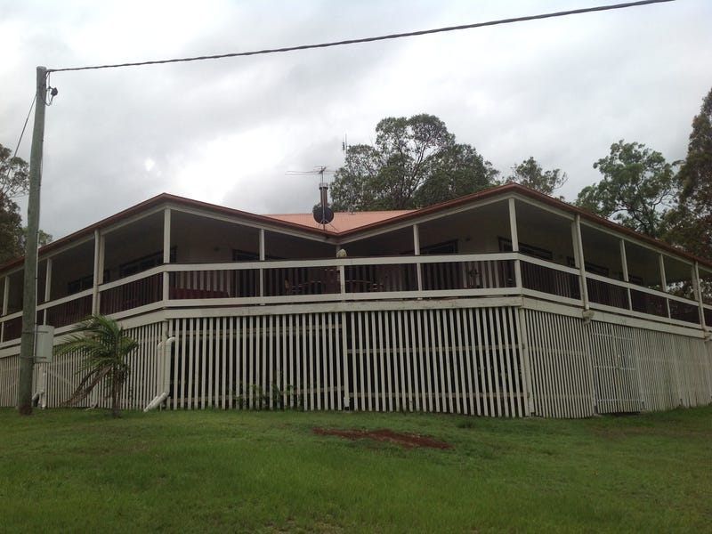 Country Manor 17