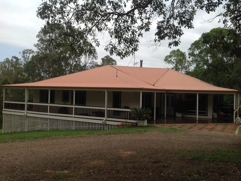 Country Manor 24