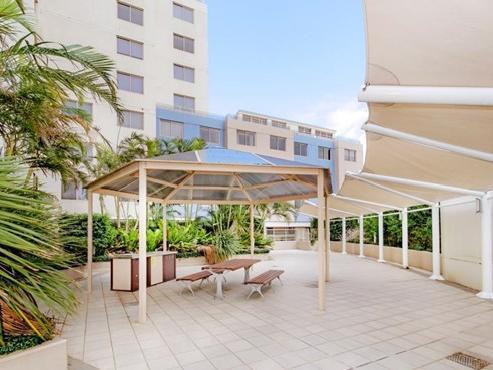 One Bedroom Apartment in Modern Holiday Style Complex