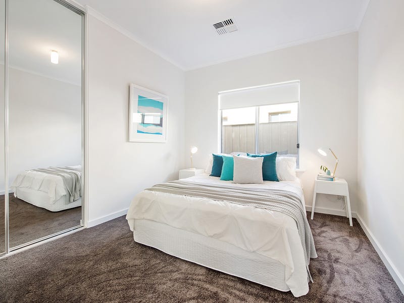 Spacious, Stylish and Stunning Executive 7