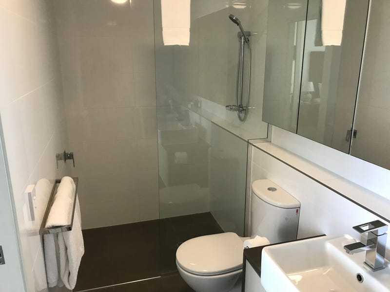 ** PRICE REDUCED** Quality Spacious 10