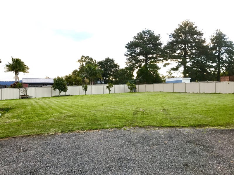 Fully Renovated Family Residence on 11