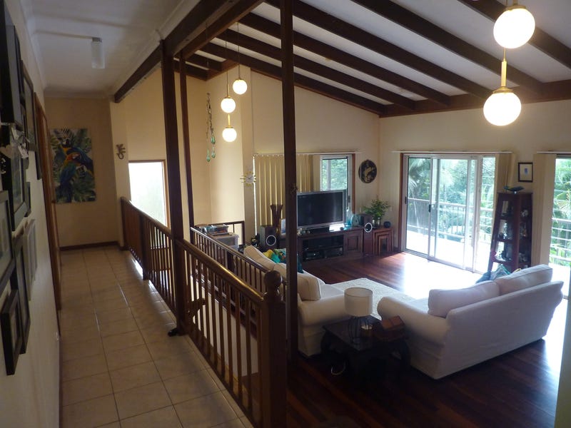 Acreage in rainforest setting 2